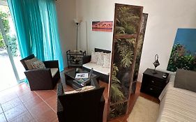 Charming 1-Bed Studio In Simpson Bay - Beacon Hill